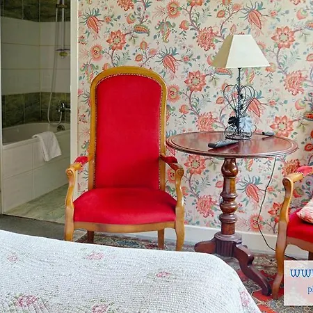 Hotel De La Grotte *