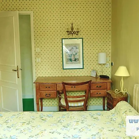 Hotel De La Grotte *